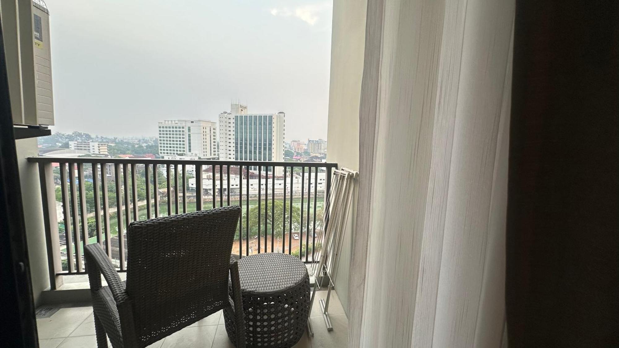 The Astra Condo Chiang Mai Eksteriør billede